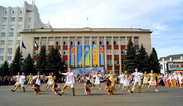 Анс.танцю  Нивка, танцювальний марафон