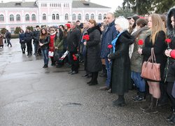 Герої не вмирають!..