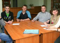 Інтелектуальний подарунок до ювілею факультету