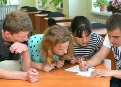 Інтелектуальний подарунок до ювілею факультету