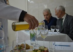 Робочий момент дегустації.