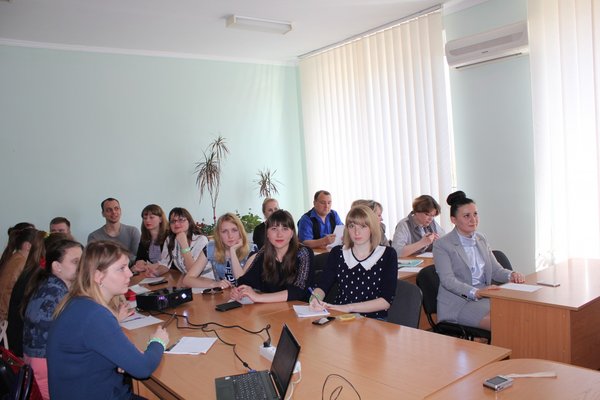Кафедра української та іноземних мов  святкує 40-річчя економічного факультету