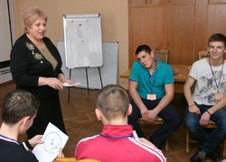 Круглий стіл з елементами тренінгу на тему  «Я – асертивний»