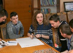 Круглий стіл з елементами тренінгу на тему  «Я – асертивний»