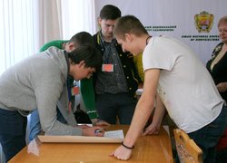 Круглий стіл з елементами тренінгу на тему  «Я – асертивний»