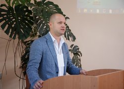 Міжнародна науково-практична конференція «Перспективи та шляхи розвитку промислового горіхівництва в Україні» в Уманському НУС