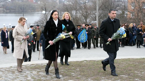 І ходить поміж світами вічноживе слово Кобзаря