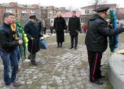 І ходить поміж світами вічноживе слово Кобзаря