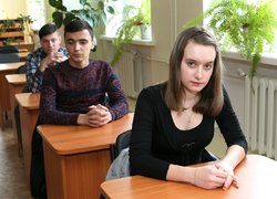 І ходить поміж світами вічноживе слово Кобзаря