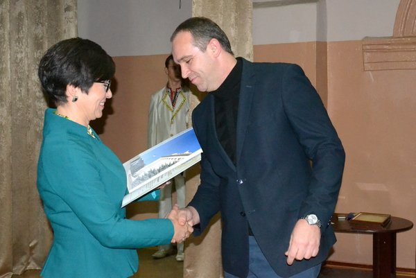 Свято невтомних трударів і сподвижників великих справ