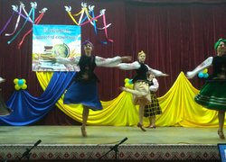 Творчі колективи Уманського НУС привітали освітян з професійним святом
