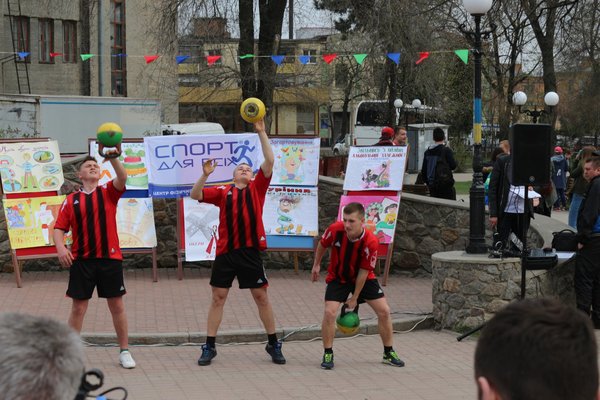 #Флешмоб студентів Уманського НУС «Молодь за здоровий спосіб життя»