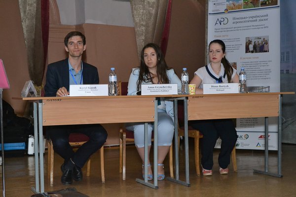 Аграрно-політичні дебати: інтелектуали дискутують