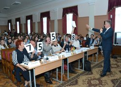 Аграрно-політичні дебати: інтелектуали дискутують