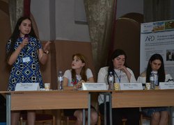 Аграрно-політичні дебати: інтелектуали дискутують