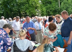 Натхненна зустріч, що продовжує вік