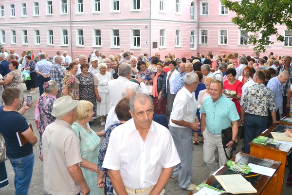 Натхненна зустріч, що продовжує вік