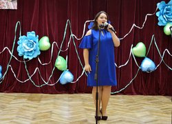 Творчі вітання освітянам району
