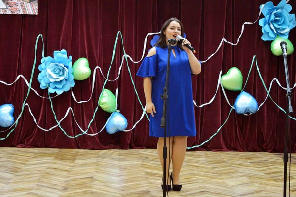 Творчі вітання освітянам району