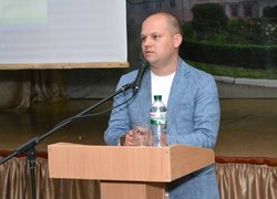 Українські садівники зібралися в Уманському НУС