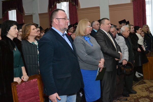 Вітаємо випускників!