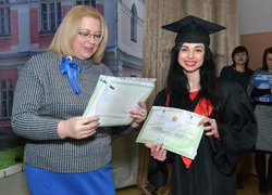Вітаємо випускників!