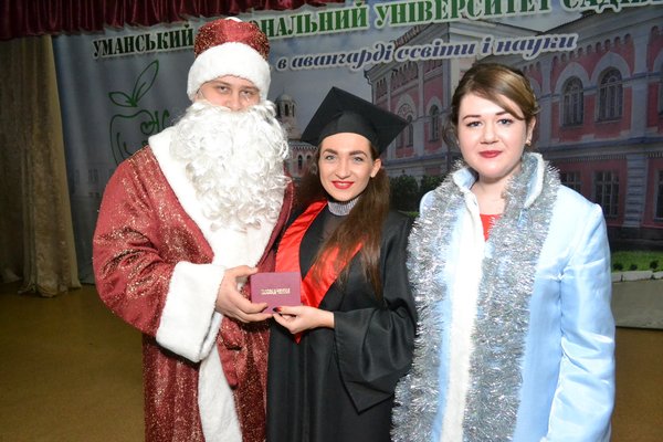 Вітаємо випускників!