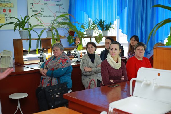 Створення сучасного освітнього середовища в аспекті викладання біології та хімії в Новій українській школі розглядали в Уманському НУС