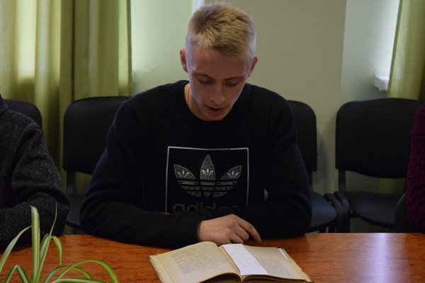 Вікові професійні знання для сучасників