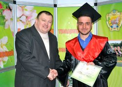 Хай доля буде прихильною до вас, дорогі випускники!