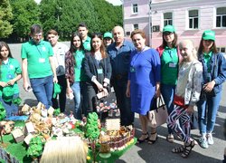 Хроніка ХХ зльоту студентських лідерів аграрної освіти. День другий: плідно працюємо та творимо добро