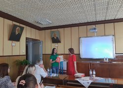 Засідання дискусійних клубів