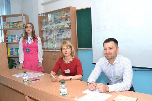 Засідання дискусійних клубів
