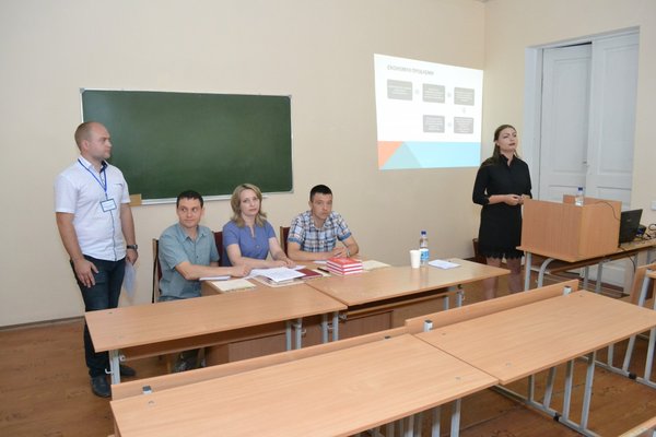 Засідання дискусійних клубів