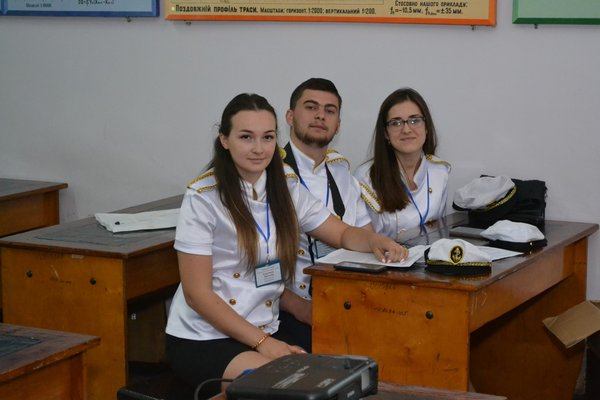 Засідання дискусійних клубів