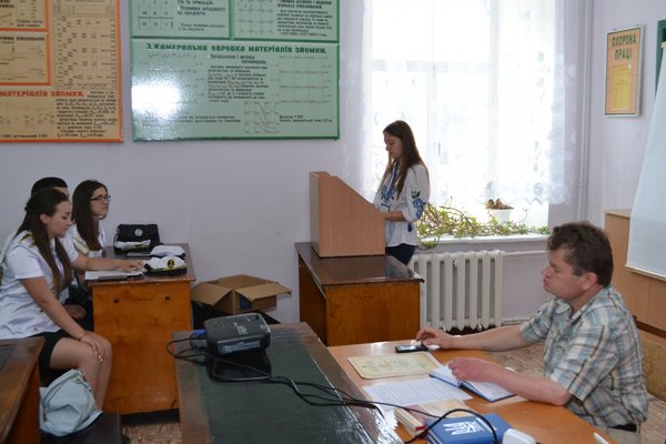 Засідання дискусійних клубів