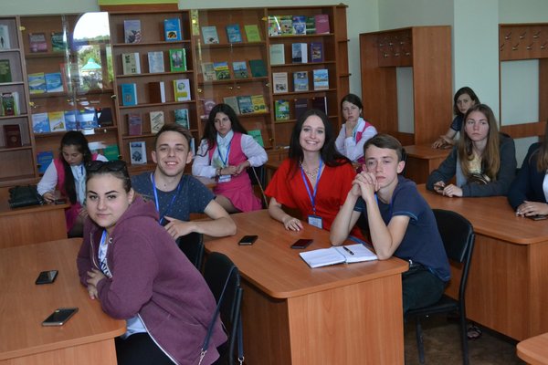 Засідання дискусійних клубів