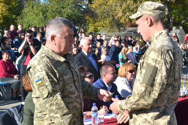 «Козацькі забави» в Уманському НУС