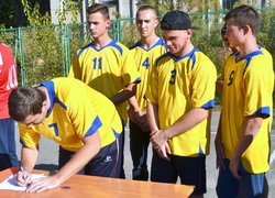 «Козацькі забави» в Уманському НУС