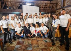 Ми достатньо дорослі , щоб творити державу