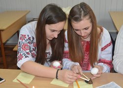 Яскраві витинанки з життя студентів факультету економіки і підприємництва