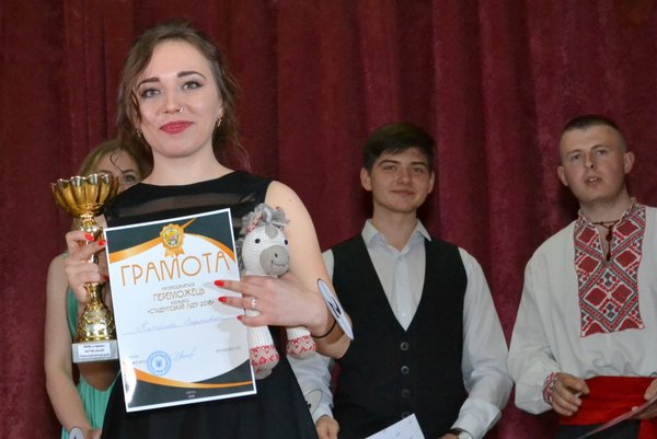 Яскраві витинанки з життя студентів факультету економіки і підприємництва