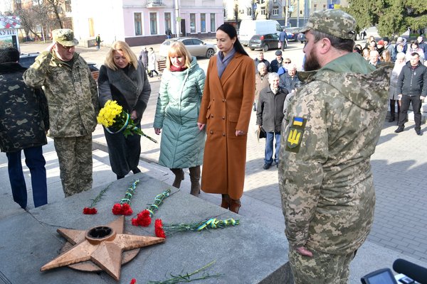 Ми пам’ятаємо подвиг Героїв минулих поколінь