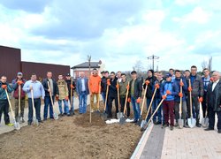 Допомагаємо робити наше місто кращим