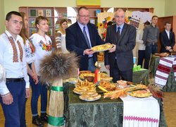 Відроджуємо традиції