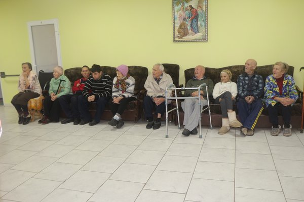 Помічники та помічниці Святого Миколая
