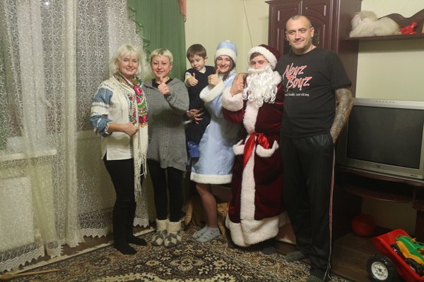 Помічники та помічниці Святого Миколая