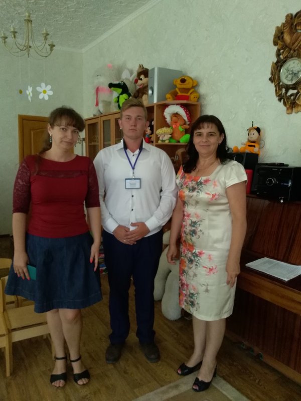 Доки ти твориш себе, ми творимо для тебе