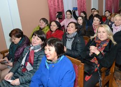 Естетичний подарунок для театралів