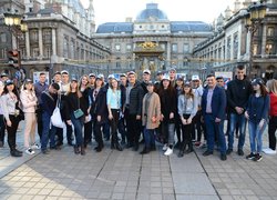 Навчаємось, читаємо – у Париж літаємо!